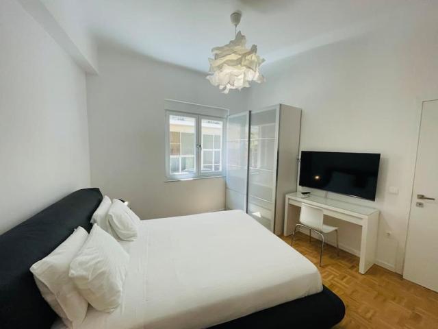 3 bedroom New Modern Flat in the heart of Athens