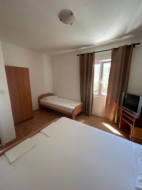 Apartments Antunović
