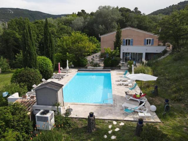 Logis Hôtel le Mas d'Hélène