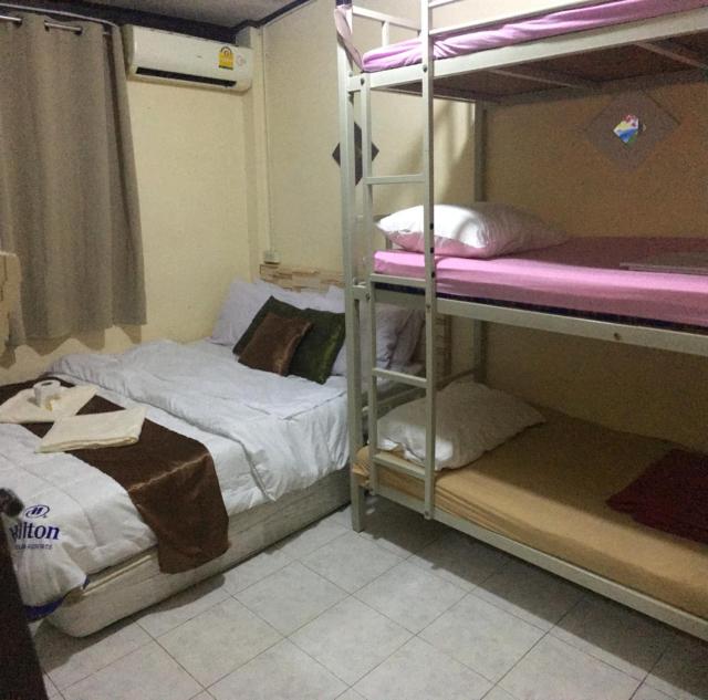 Hostel 24