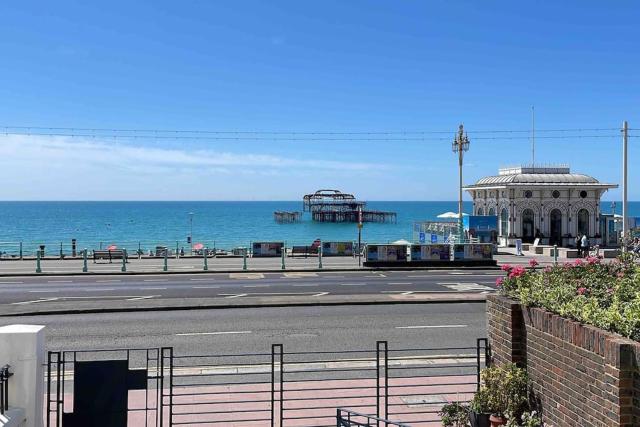 Sea view - 2 bedroom - West Pier - Brighton Beach