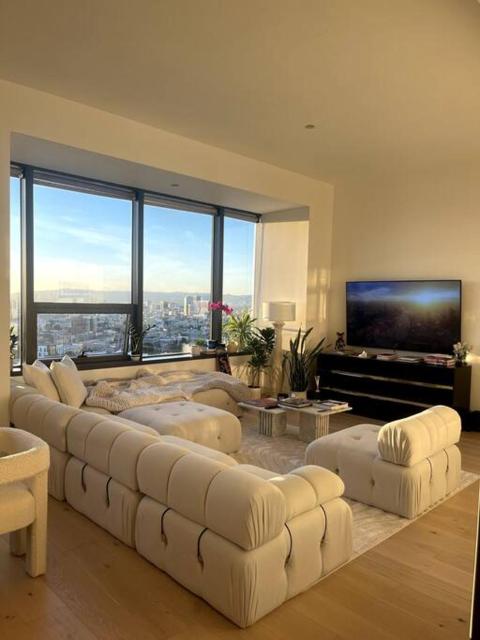 Luxury Highrise Condo Downtown LA