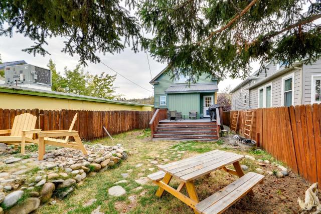 Red Lodge Home on Broadway - 15 Min to Ski Resort!