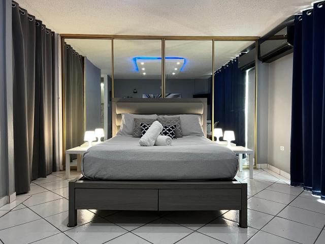 Isla Verde Puerto Rico, One Queen Bed