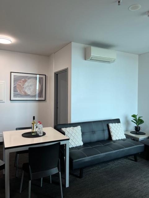 2BR entire apt in city central
