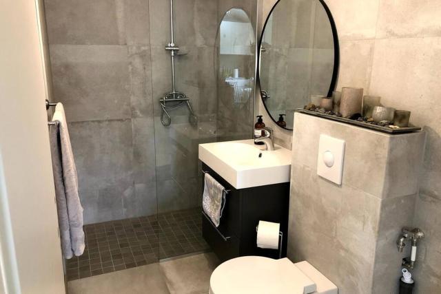 Modern Apartment Free Parking Near Reykjavik Center