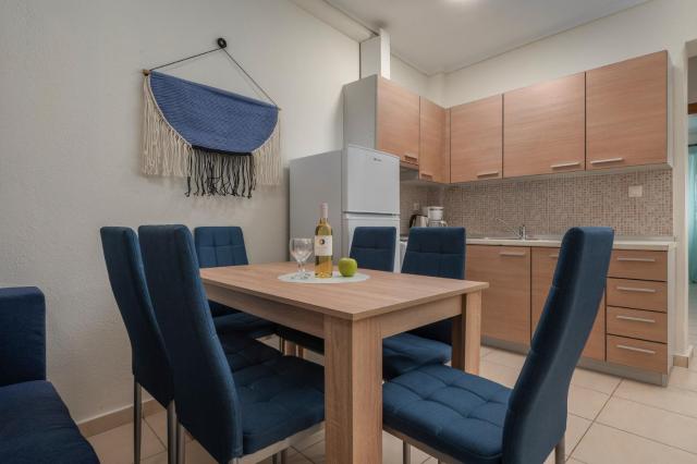 Kosmos Service Apartment Family 4C