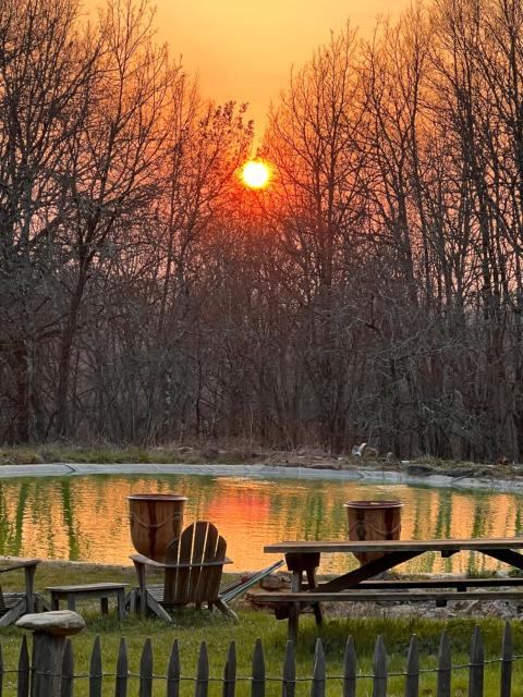 Aire Naturelle Camping Domaine de Mombret Haut