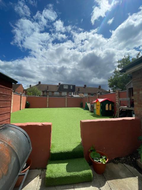 The Mitcham Hideaway