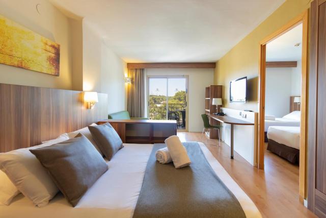 Golden Avenida Family Suites 4 Sup