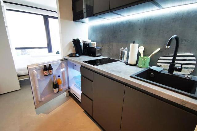 HH 06 by ROCKCHAIR - SUPERHOST Status - Modernes Apartment mit sonnigem Balkon & premium Boxspringbetten in Winterhude - Hamburg Top Geheimtipp