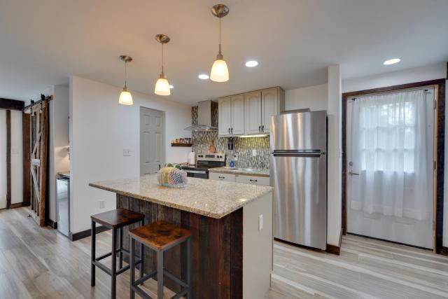 Pet-Friendly Caneadea Retreat with Deck!
