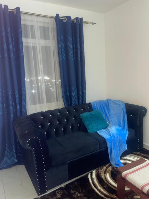 Omuts one bed airbnb with swimmingpool