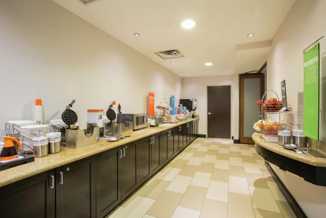 Hampton Inn & Suites Denver-Downtown