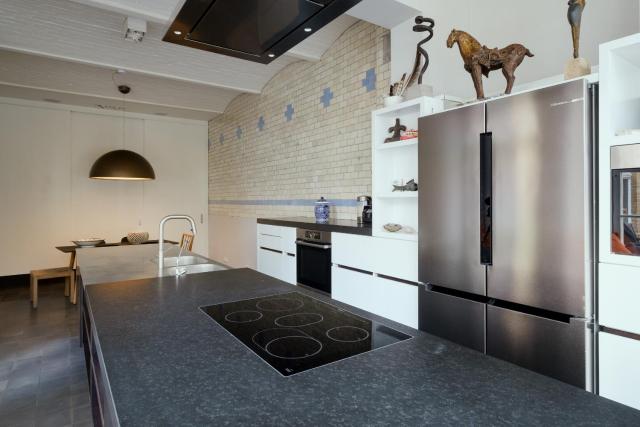 Weinberg 5 by Suite030