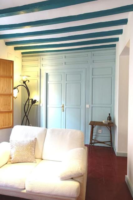 CASA CLARA Pueblo, Mar y Montaña