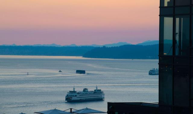 The Charter Hotel Seattle, Curio Collection By Hilton