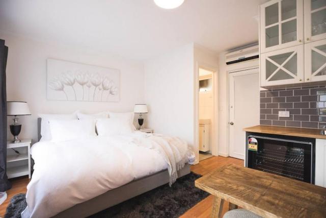 Studio Escape - Ground-floor Cosy North Adelaide Stay