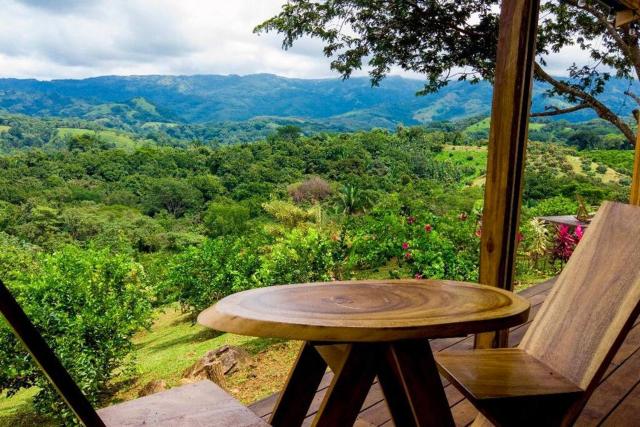 Luxury Villa Caoba- Private, Serene, Amazing Views and Starlink