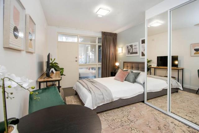 Boho on Sussex - Peaceful Studio Close to the City