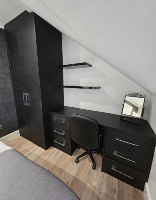 Luxury Double Room With Private Bathroom