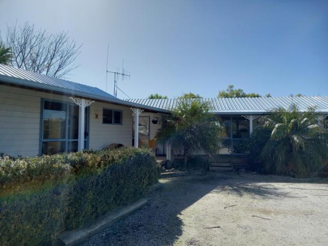 Raglan West Accommodation Units