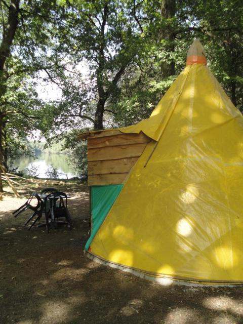 air naturel de camping moulin de malesse Tipi
