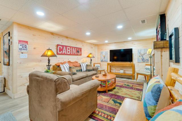 Secluded Murphy Vacation Rental w/ Private Hot Tub