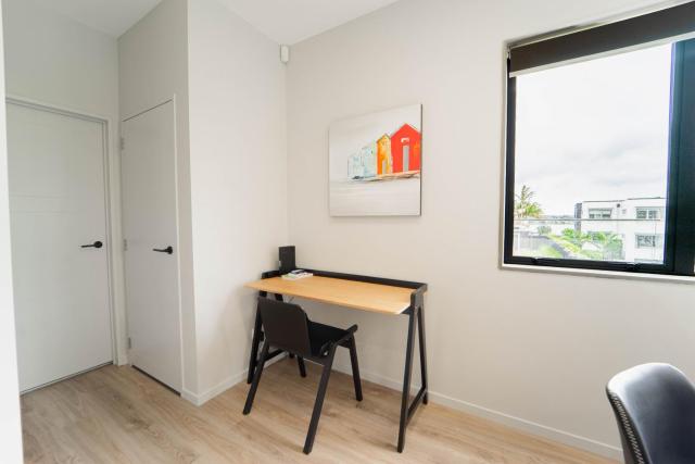 Sunnyhills Viewside Town House