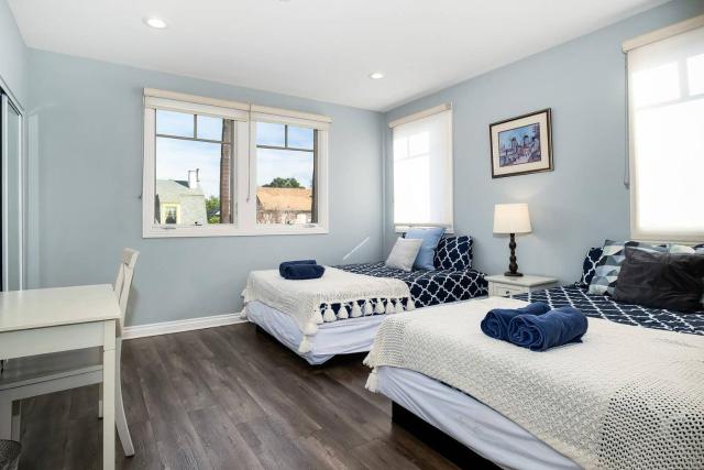 Stylish 4 BR house near Korea Town (Central LA)