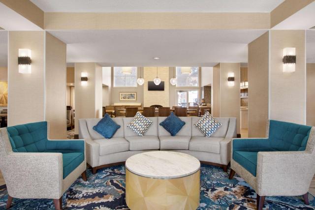 Homewood Suites by Hilton Kansas City Airport