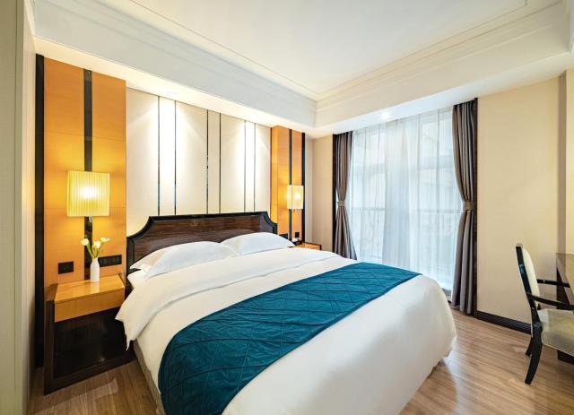 Evening Breeze Hotel 晚风酒店