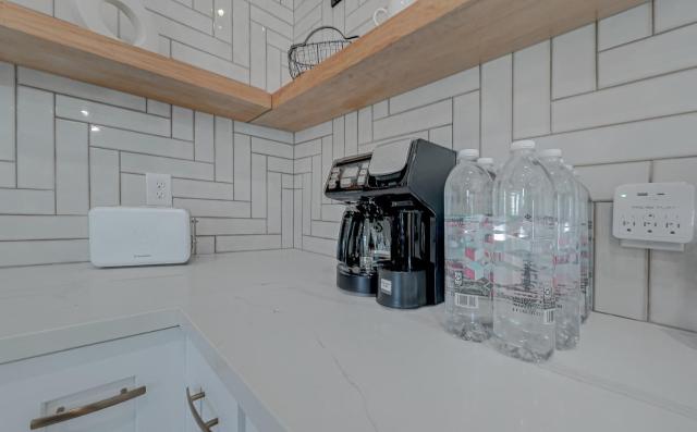 Stylish, 2 Bedroom in Houston-Bellaire