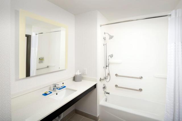 Holiday Inn Express Pensacola Downtown by IHG