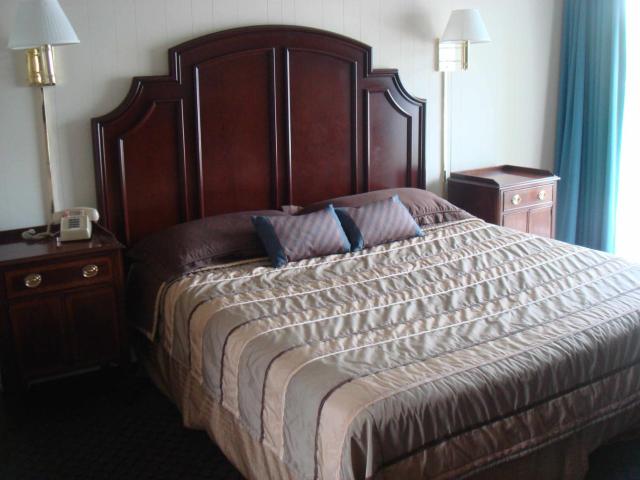 Harbor Base Inn