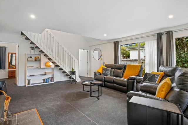51 Conical Hill Road