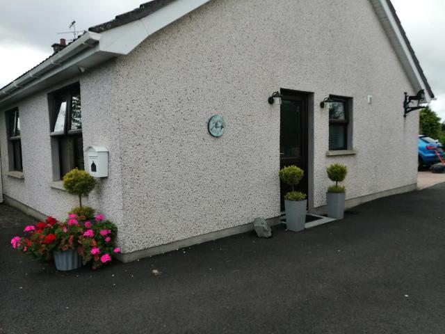 Lynn's Lodge, International Airport 15mins