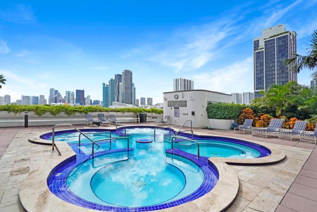 Seas The Day! Complete Panoramic Water Views