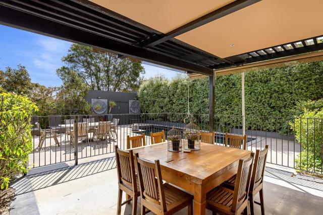 Secluded Luxury on Tower Hill