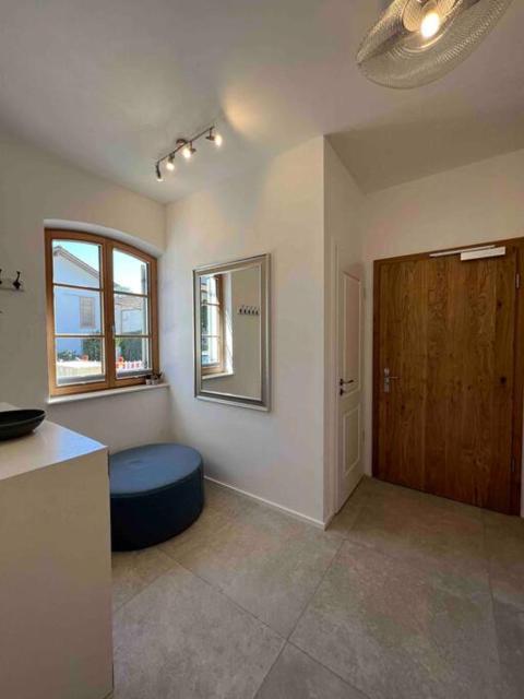 4YOUnic Glonn1 * Boxspring * Jacuzzi * Netflix*65“