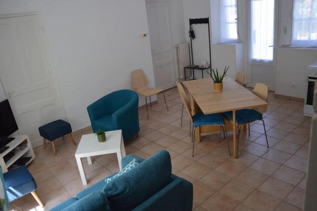 Ty ker Aziliz : maison de ville au calme