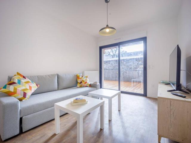 Appartement Neuf à Loudenvielle, 6 Pers, Proche Commerces et Ski, Terrasse Sud - FR-1-695-17
