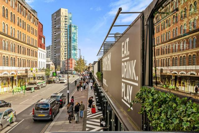 Apartment in Shoreditch/ Old St