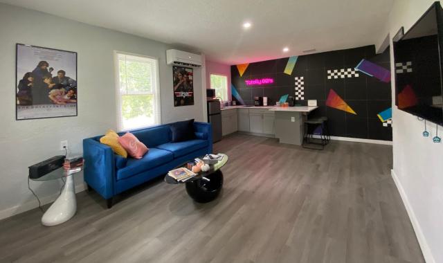 Totally 80s!