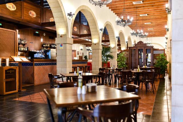 The Place Bodega Real by ALEGRIA