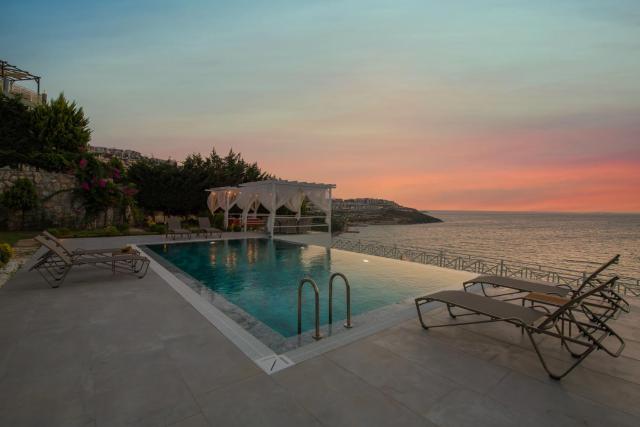 Bodrum'da Denize Sıfır Muhteşem Villa Boss 2
