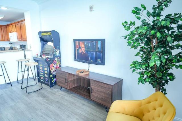 Orlando Apt 9th Floor 5 min from Disney