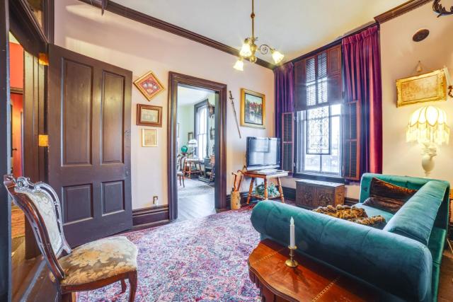 Vintage Apartment in Historic Downtown La Porte