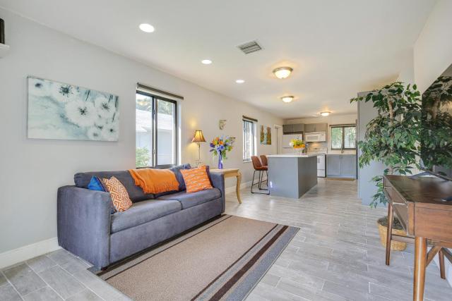 Close to Pompano Beach: Sunny Retreat Near Casinos