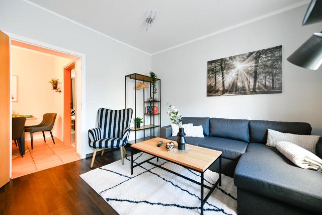 Fürst-Pückler-Apartment_bis 6 Personen_Waschmaschine_Küche_2x Parkplätze_Terrasse_Netflix